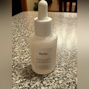 Huxley Secret of Sahara Oil Essence: Essence-like, oil like NWT